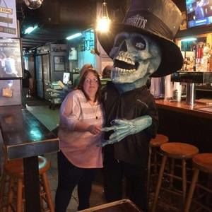 Meet your Posher, Melissa